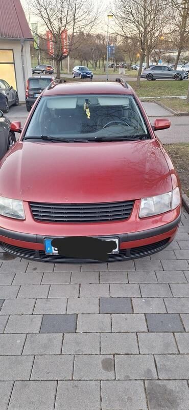 Rot Gebraucht 1997 VW Passat Kombi | 500 € (Guter Preis) - Bild 1/4