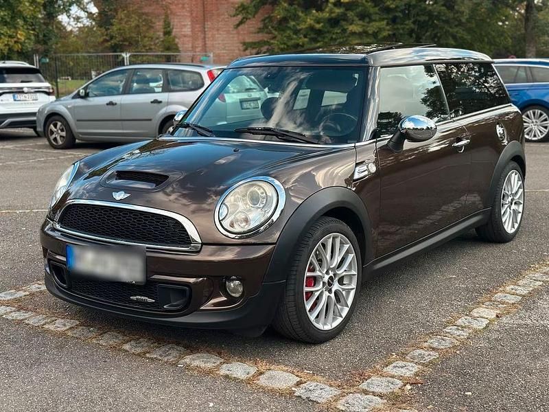 Braun Gebraucht 2010 Mini John Cooper Works Clubman Kombi | 10.499 € (Guter Preis) - Bild 1/4