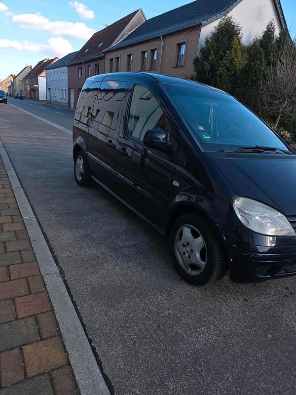 Gebraucht Mercedes Vaneo 102 PS (75 kW) 2005 Violet Van / Kleinbus