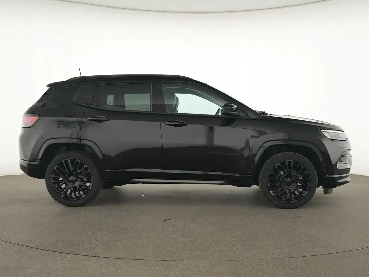 Usata Jeep Compass 131 CV (96 kW) 2024 Nero SUV