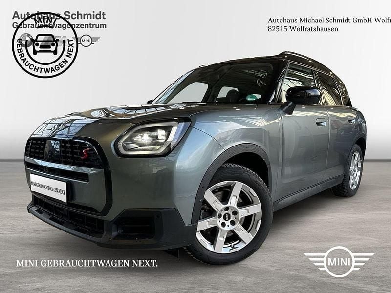 Grün Gebraucht 2024 Mini Countryman SUV | 32.990 € (Superpreis) - Bild 1/4