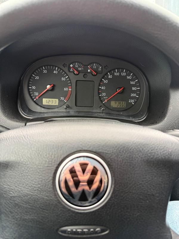 Gebraucht VW Golf IV 75 PS (55 kW) 1998 Kleinwagen