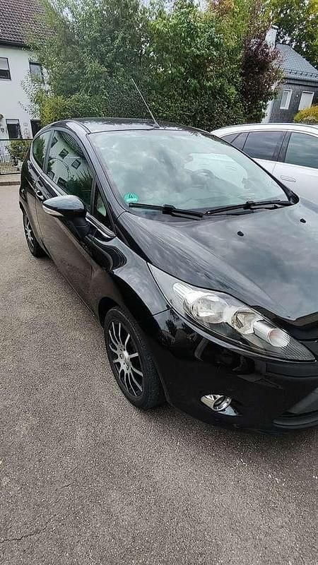 Schwarz Gebraucht 2012 Ford Fiesta Trend Kleinwagen | 1.650 € (Superpreis) - Bild 1/4