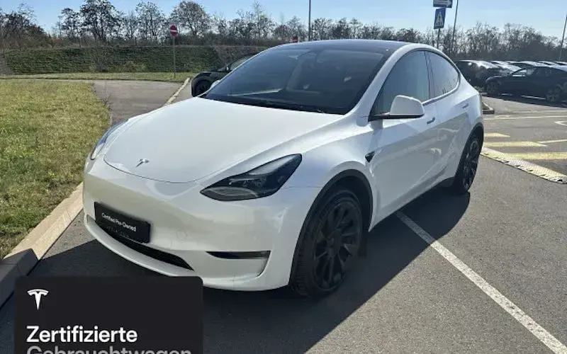 Second-hand Tesla Model Y 273 kW (372 CP) 2023 Alb SUV