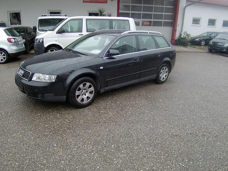 Schwarz Gebraucht 2003 Audi A4 Limousine | 1.700 € (Fairer Preis) - Bild 1/4