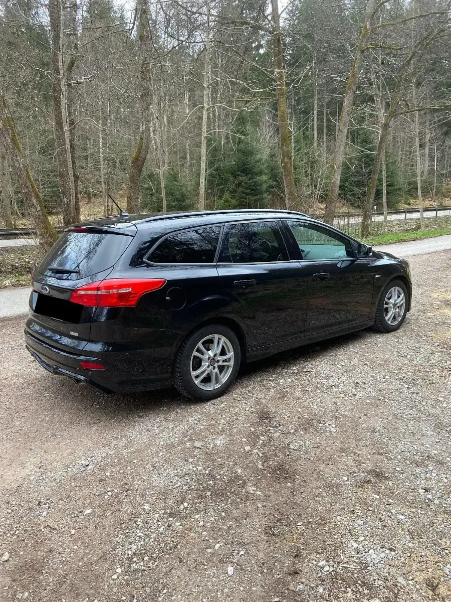 Gebraucht Ford Focus ST-Line 182 PS (133 kW) 2017 Schwarz Kombi