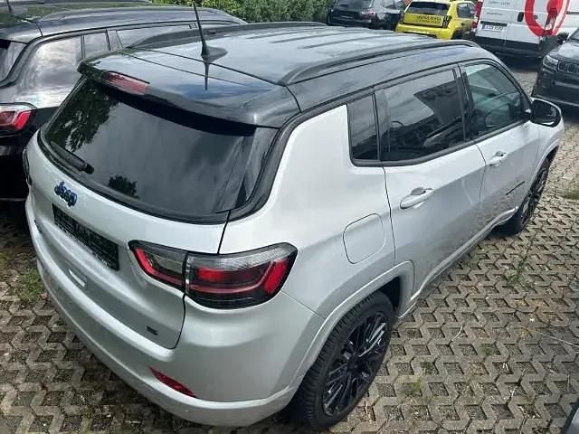 Gebraucht Jeep Compass 241 PS (177 kW) 2022 Glacier met. (vr348) SUV