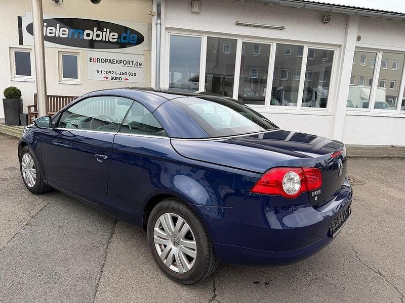 Gebraucht VW Eos 122 PS (89 kW) 2009 Blau Cabrio