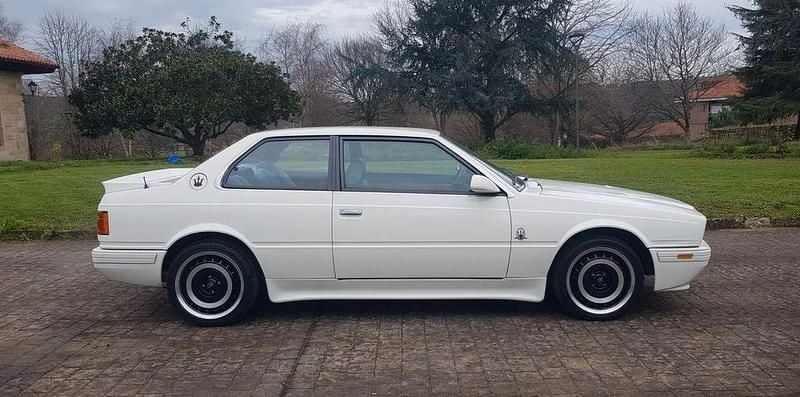 Gebraucht Maserati Biturbo 220 PS (161 kW) 1992 Weiß Limousine