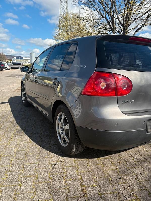 Gebraucht VW Golf V 105 PS (77 kW) 2007 Grau Limousine