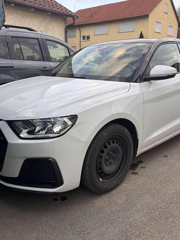 Gebraucht Audi A1 Advanced 95 PS (69 kW) 2020 Weiß SUV