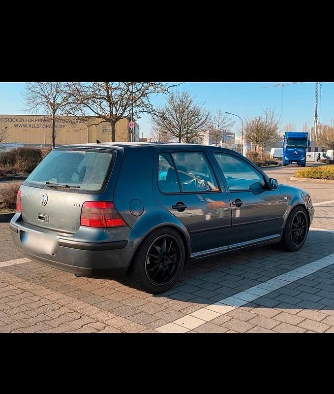 Gebraucht VW Golf IV 101 PS (74 kW) 2000 Andere farben Kleinwagen