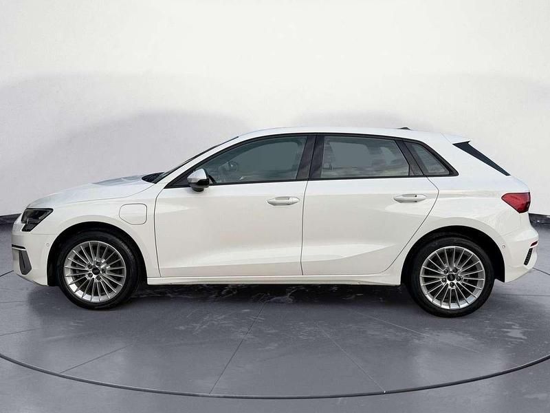 Gebraucht Audi A3 Advanced Plus 204 PS (150 kW) 2022 Weiß Limousine