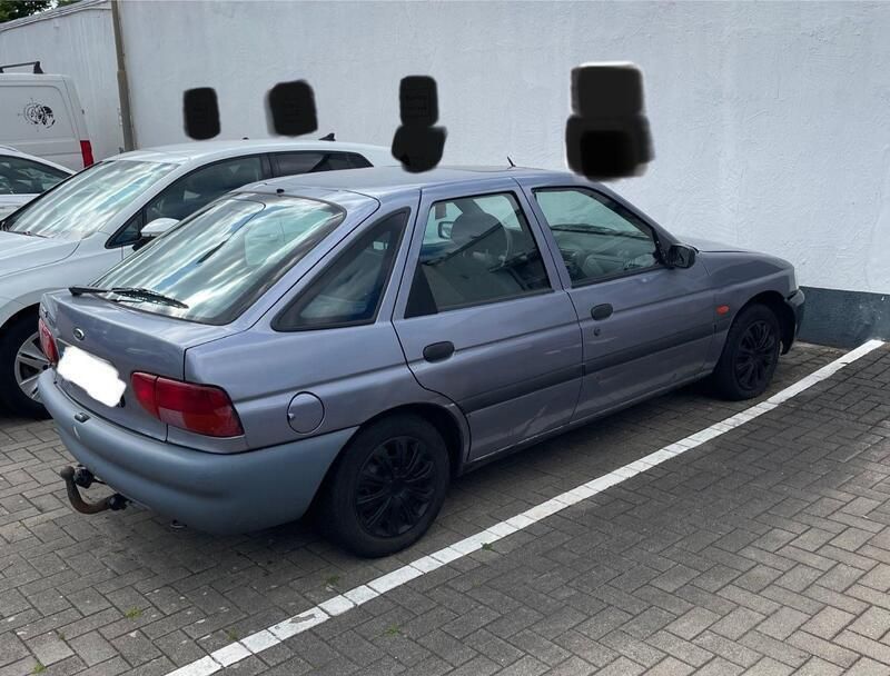 Gebraucht 1998 Ford Escort Limousine | 500 € (Superpreis) - Bild 1/4