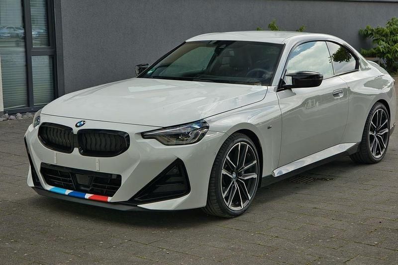 Weiß Gebraucht 2024 BMW M240 M Sport Coupé | 47.500 € (Fairer Preis) - Bild 1/4