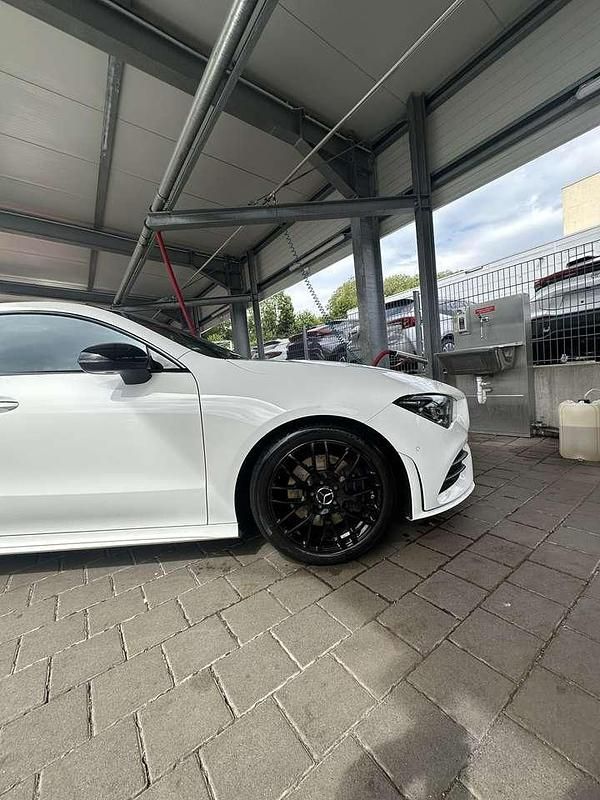 Gebraucht 2020 Mercedes CLA220 Shooting Brake AMG line Kombi | 22.500 € (Guter Preis) - Bild 1/4