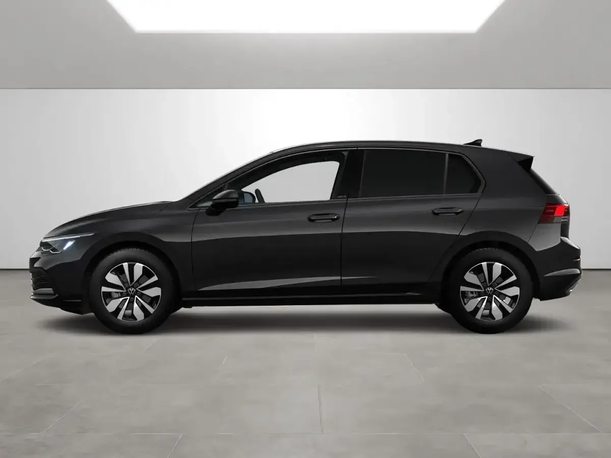 Gebraucht VW Golf VIII Move 110 PS (80 kW) 2024 Schwarz Limousine