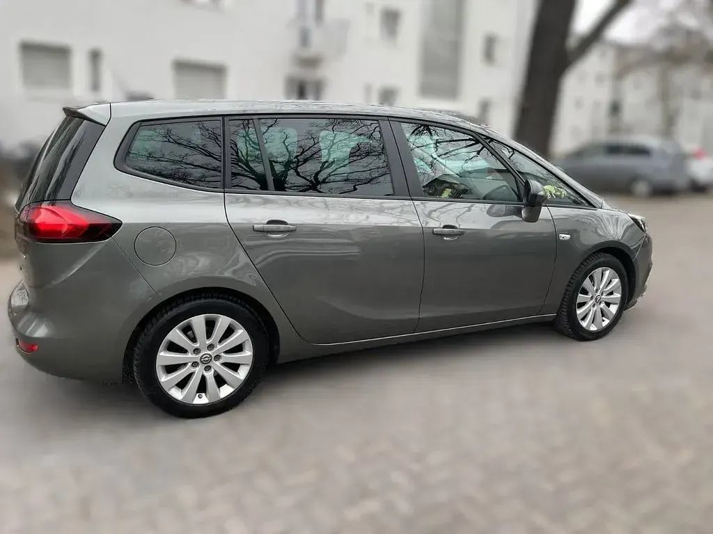 Gebraucht Opel Zafira Tourer 140 PS (102 kW) 2018 Grau Van / Kleinbus