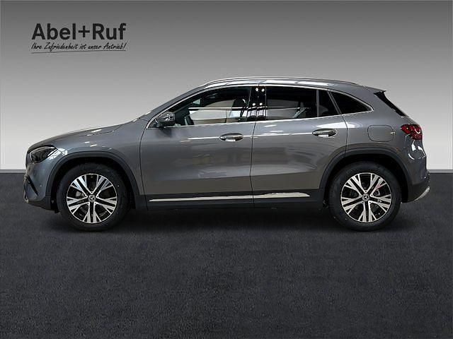 Gebraucht Mercedes GLA200 Progressive 163 PS (119 kW) 2025 SUV