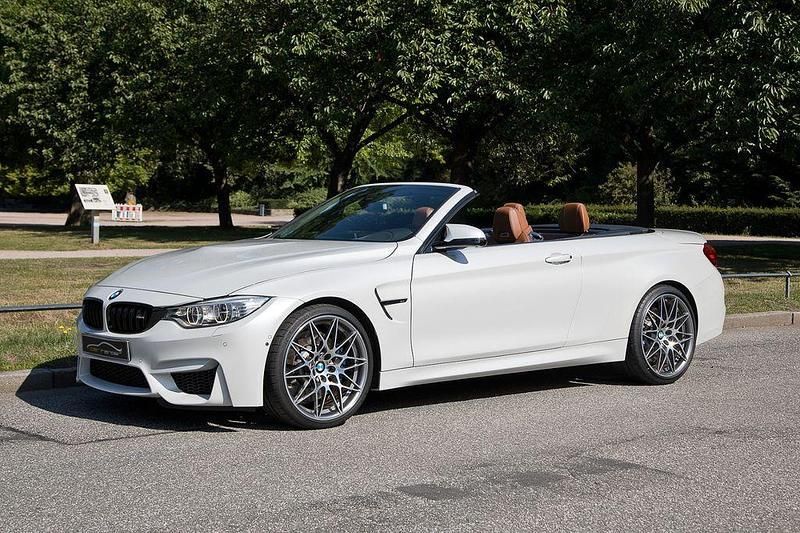 Weiß Gebraucht 2016 BMW M4 Cabriolet Shadowline Cabrio | 49.900 € (Fairer Preis) - Bild 1/4