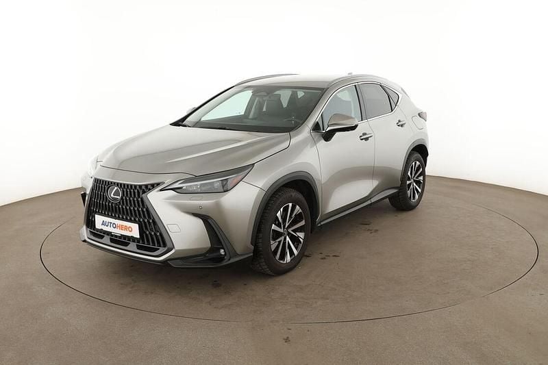 Gebraucht Lexus NX450h+ E-FOUR 182 PS (133 kW) 2022 SUV