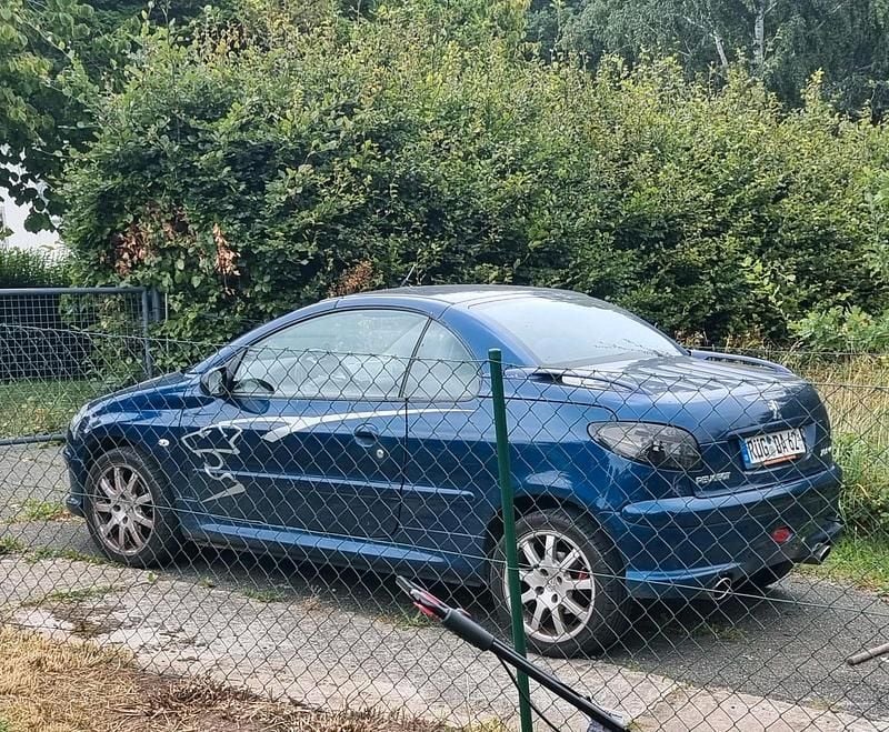 Gebraucht Peugeot 206 CC 109 PS (80 kW) 2006 Blau Cabrio