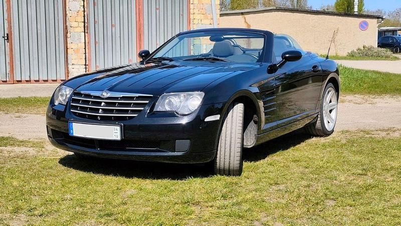 Second-hand Chrysler Crossfire 218 CP (160 kW) 2005 Negru Cabrio