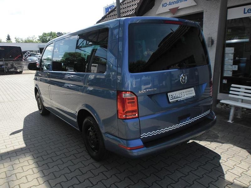 Usata VW Multivan Trendline 150 CV (110 kW) 2018 Blu Monovolume