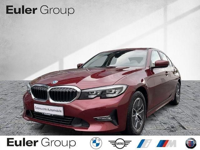 Rot Gebraucht 2022 BMW 318 Sport Line Limousine | 31.999 € (Fairer Preis) - Bild 1/2