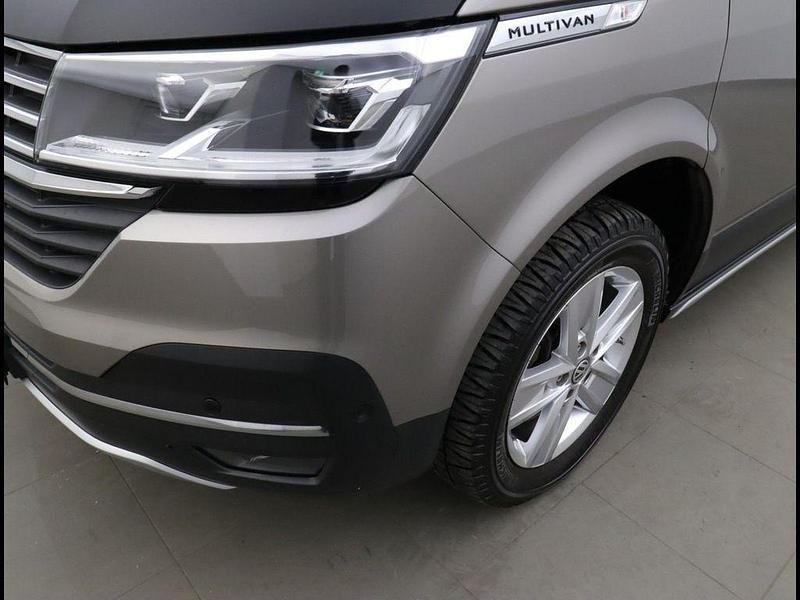 Gebraucht VW Multivan PanAmericana 204 PS (150 kW) 2021 Mojave beige, metallic Van