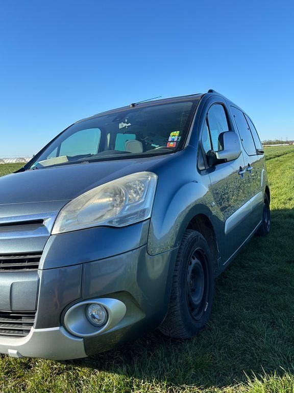Gebraucht Citroën Berlingo SELECTION 120 PS (88 kW) 2011 Blau Van / Kleinbus