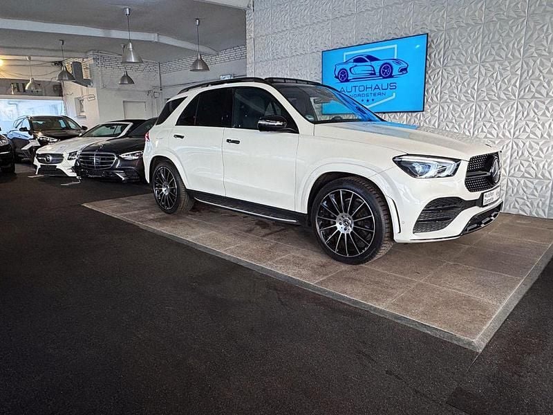 Weiß Gebraucht 2022 Mercedes GLE350 AMG line SUV | 52.999 € (Guter Preis) - Bild 1/3