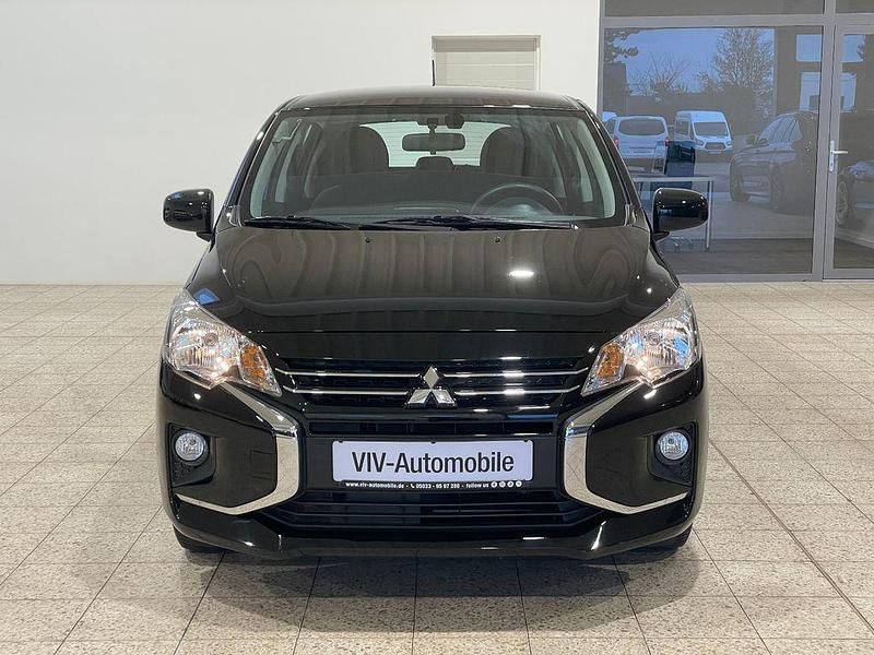 Gebraucht Mitsubishi Space Star Select 71 PS (52 kW) 2023 Schwarz Limousine