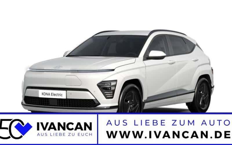 Serenity white Neu 2025 Hyundai Kona Trend SUV | 35.290 € (Superpreis) - Bild 1/4