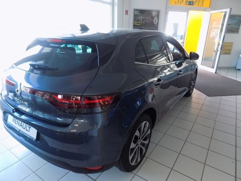 Gebraucht Renault Mégane IV Techno 140 PS (102 kW) 2022 Grau Limousine