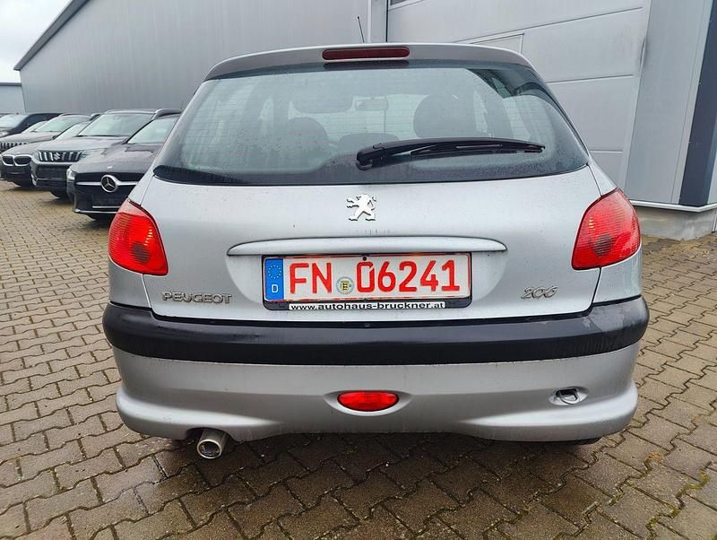 Gebraucht Peugeot 206 Filou 60 PS (44 kW) 2005 Grau Kleinwagen