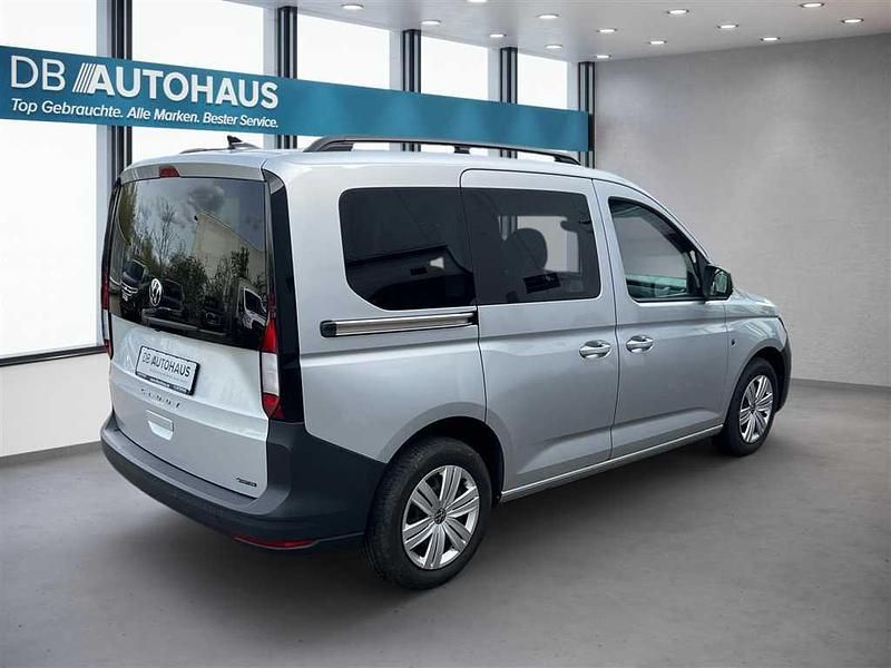 Gebraucht VW Caddy 122 PS (89 kW) 2023 Silber Van / Kleinbus