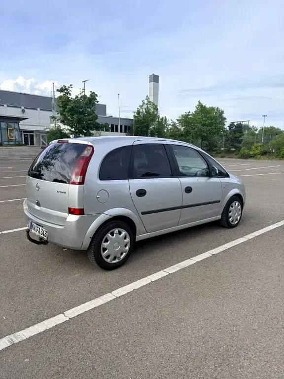 Gebraucht Opel Meriva 101 PS (74 kW) 2004 Silber Van / Kleinbus