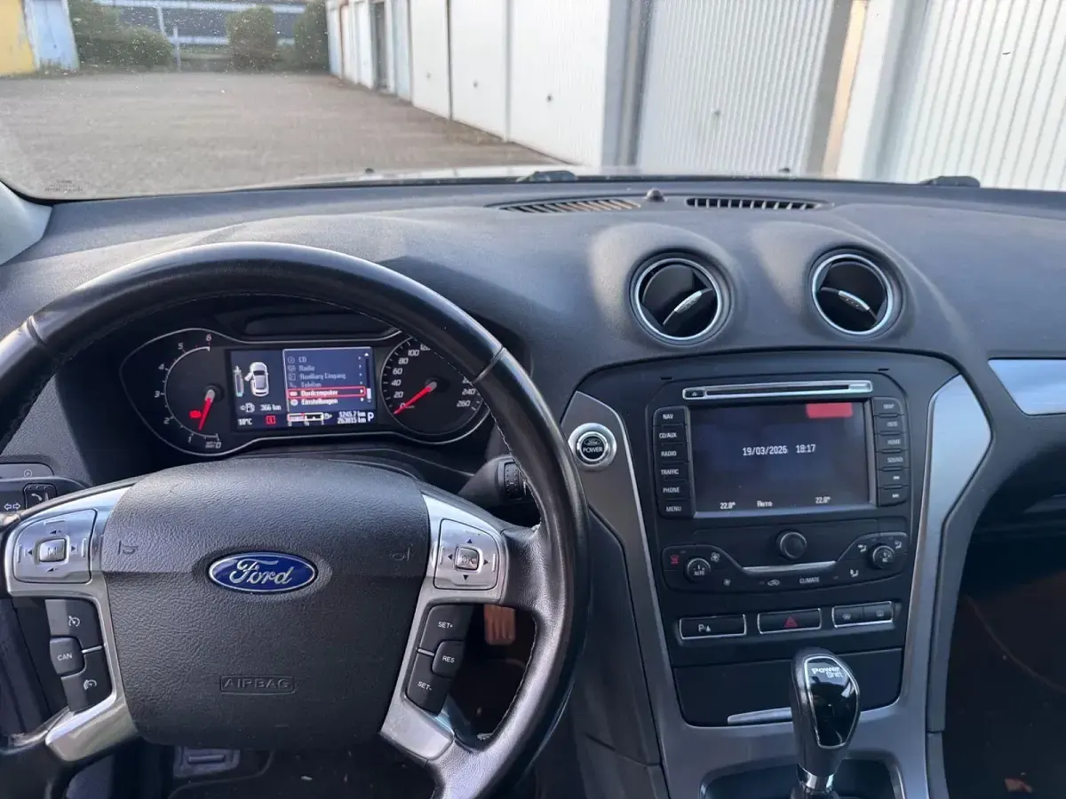 Używany Ford Mondeo Titanium 163 KM (119 kW) 2012 Brązowy Kombi