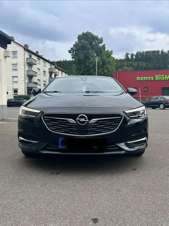 Gebraucht Opel Insignia 209 PS (153 kW) 2018 Schwarz Limousine