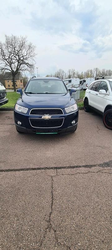 Gebraucht Chevrolet Captiva 163 PS (119 kW) 2011 Blau SUV