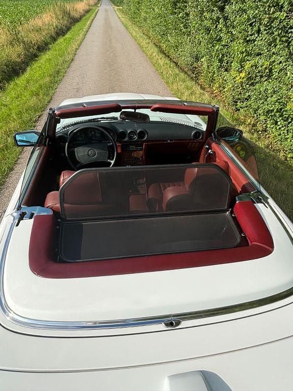 Gebraucht Mercedes 560 230 PS (169 kW) 1987 Weiß Cabrio
