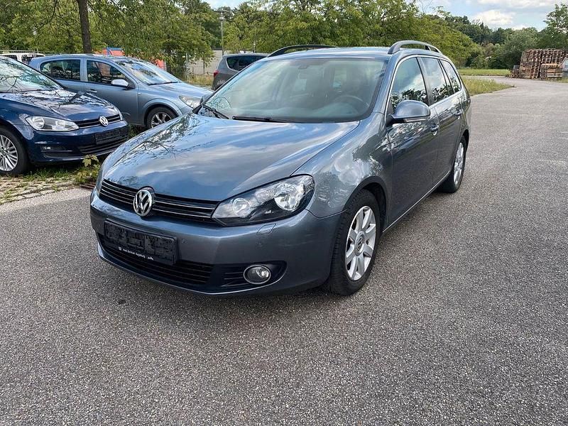 Grau Gebraucht 2011 VW Golf VI Comfortline Kombi | 2.490 € (Superpreis) - Bild 1/4