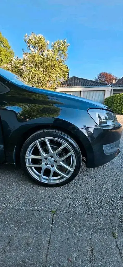 Używany VW Polo 105 KM (77 kW) 2011 Czarny Hatchback