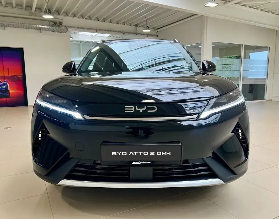 Neu BYD Atto 2 212 PS (155 kW) 2026 Schwarz SUV