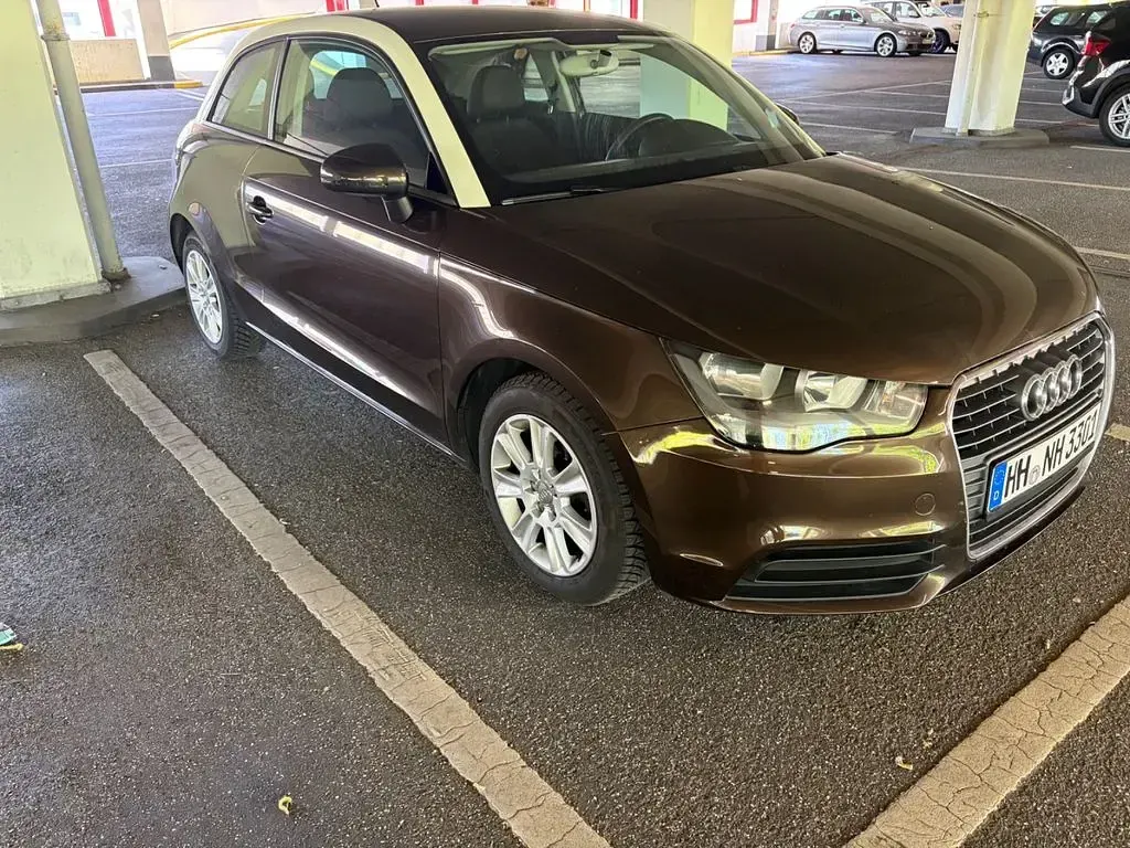 Gebraucht Audi A1 Sport 86 PS (63 kW) 2011 Braun Kleinwagen