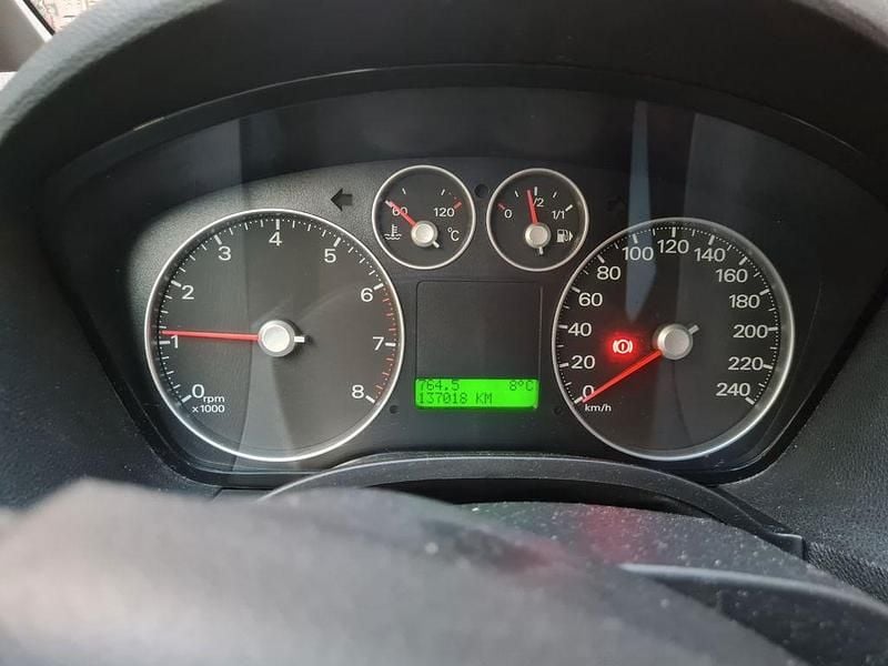 Gebraucht Ford C-MAX Trend 120 PS (88 kW) 2004 Silber Van / Kleinbus