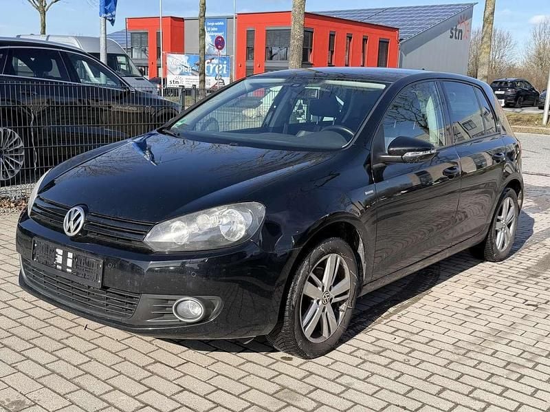Gebraucht VW Golf VII Match 86 PS (63 kW) 2012 Schwarz Kleinwagen