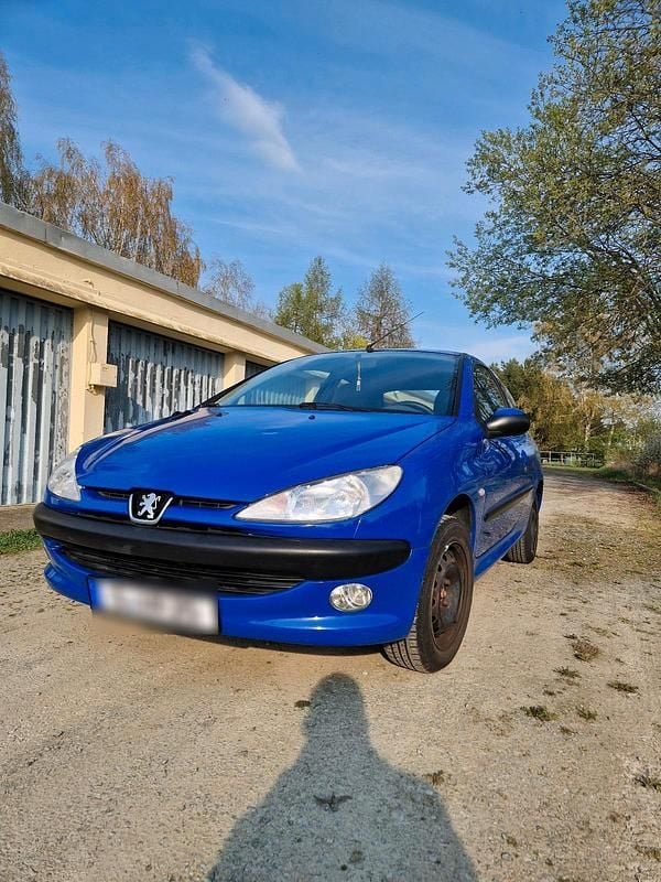 Second-hand Peugeot 206 75 CP (55 kW) 2003 Albastru Berlinǎ