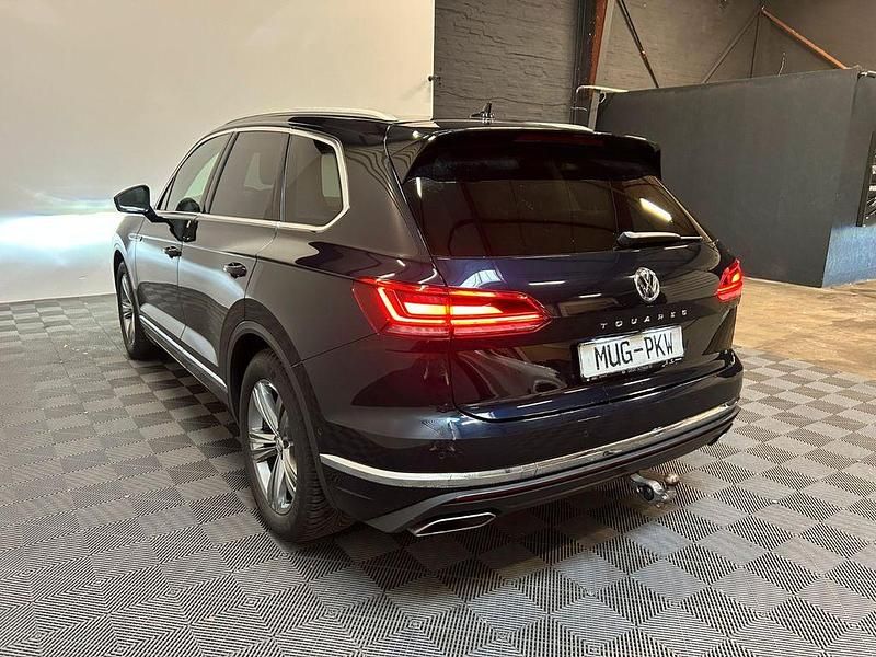 Gebraucht VW Touareg Elegance 231 PS (169 kW) 2020 Blau SUV
